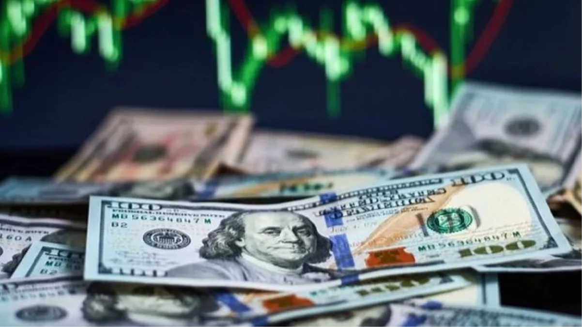 Dolar, Merkez Bankası'nın faiz kararı sonrası 27 liranın altına geriledi