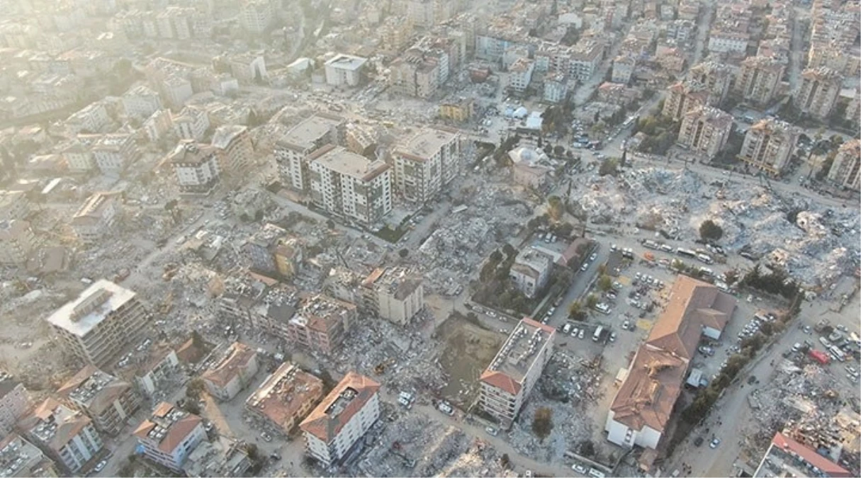 Hatay'da depremin ortaya çıkardığı hasar 1 yıl sonra böyle görüntülendi