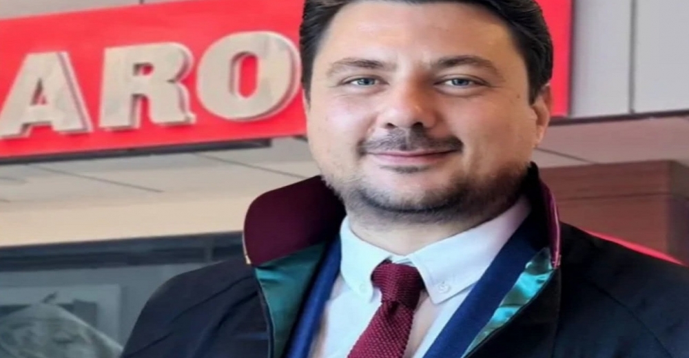 İZMİR BAROSU’NDA YENİ DÖNEM BAŞLADI, YENİ BAŞKAN SERHAT SÖKMEN OLDU