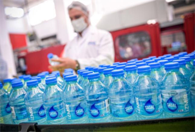 İzmir’in suyu Şaşal yeni yüzüyle raflarda