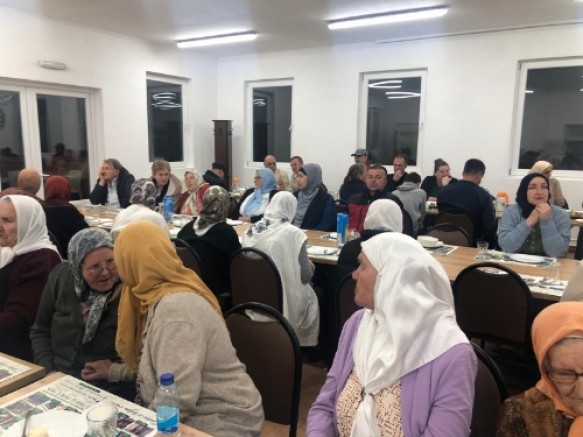  İzmirli Hayırseverlerden Srebrenitsa’da Anlamlı İftar