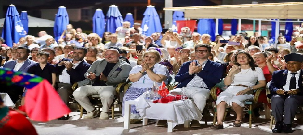 30 Ağustos Coşkusu Menderes’i Sardı