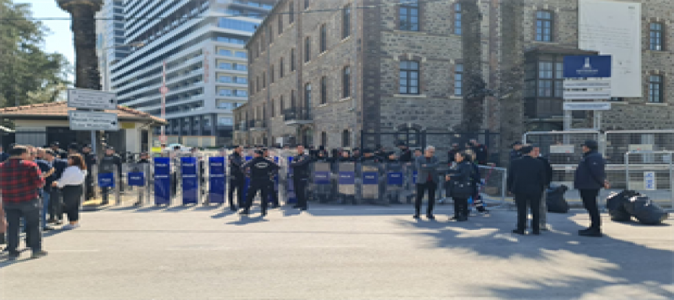 Başkan Tugay: Dava lehimize sonuçlanacak ve hak yerini bulacak