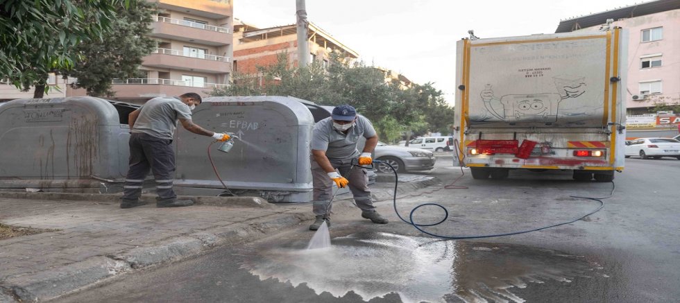 Bornova’da şafak mesaisi