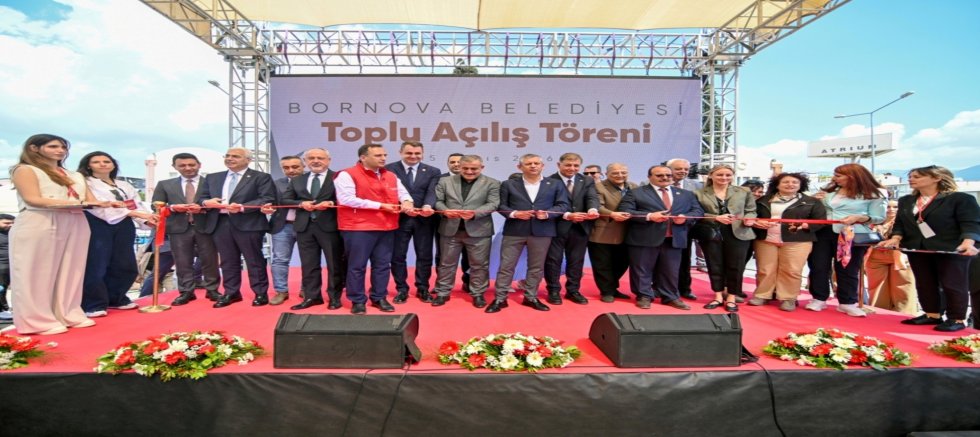 CHP Lideri Özel, Bornova’da üç önemli projeyi hizmete açtı