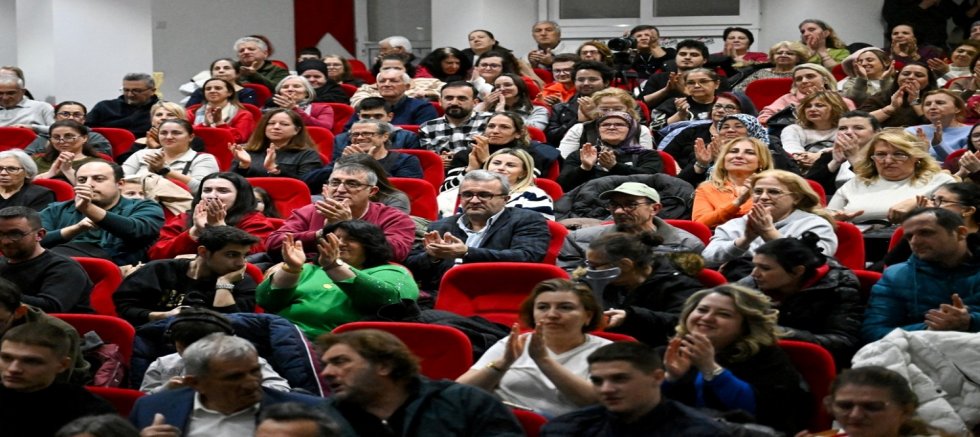 Dayanışmanın Türküsü Bornova’da Yükseldi