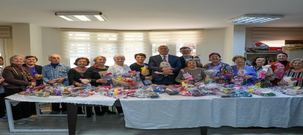 Gaziemir’in çınarlarından fidanlara 23 Nisan armağanı