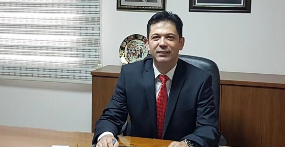 KEMERALTI’NDAN YÜKSELEN SES: İBRAHİM TOPALOĞLU İLE İZMİR TUHAFİYESİNDE GÜÇLÜ DEĞİŞİM