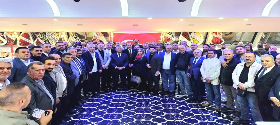 Latif Aydemir, Ağrılıları 