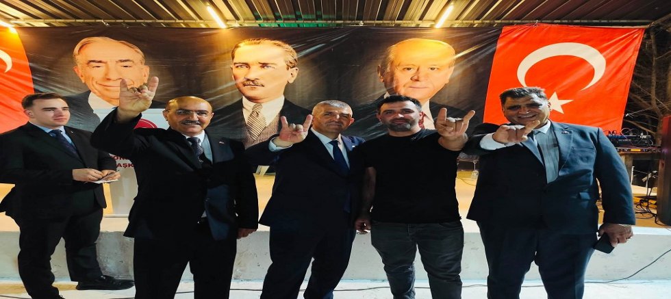 MHP İzmir’e Katılım Çığ Gibi