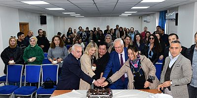 Başkan Selvitopu Öğretmenler Günü'nü kutladı