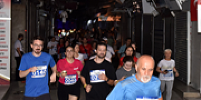 En kısa gecede tarihi miras koşusu