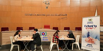 Gaziemir Belediyesi’nden istihdama tam destek: CV Bank 2 yılda 2 bin 171 kişiye iş kapısı açtı 