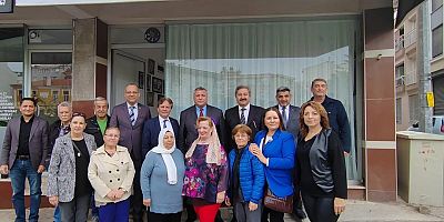 Gaziemir Kaymakamı Kudret Kurnaz, Gaziemirliler Derneğini Ziyaret Etti