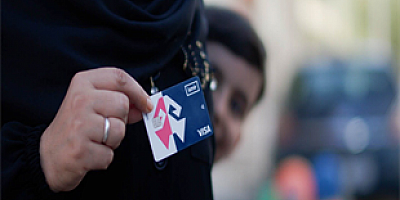 İzmir’de 20 bin öğrenciye 20 milyonluk destek 