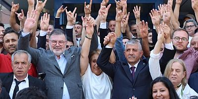 İzmir'de Menderes Belediyesi AK Parti’ye geçti 