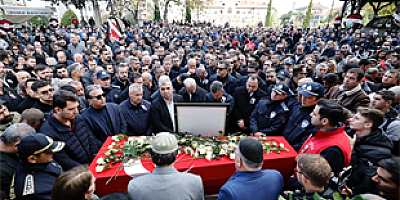 Manisa’nın ilk kadın belediye başkanı Gülşah Durbay son yolculuğuna uğurlanıyor