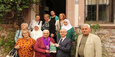 Srebrenitsa Anneleri’nden Ayvalık Kaymakamlığı’na ziyaret